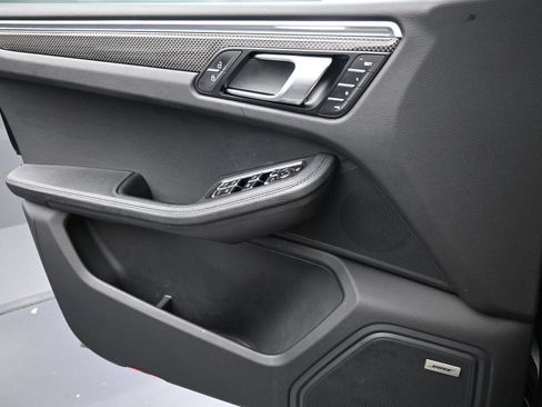 Certified 2023 Porsche Macan S AWD/4WD image 25