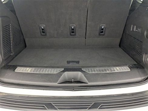 Certified 2025 GMC Yukon Denali image 31