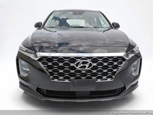 Used 2019 Hyundai Santa Fe SE AWD/4WD image 2