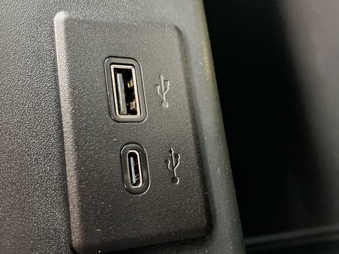 New 2026 GMC Sierra 1500 SLT w/ SLT Premium Plus Package image 39