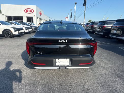 Used 2026 Kia K4 FWD image 6