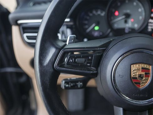 Certified 2024 Porsche Macan S image 20