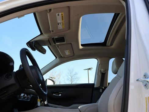 New 2026 Honda HR-V EX-L image 32