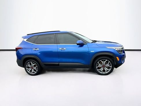 Used 2021 Kia Seltos SX w/ SX Sunroof Package AWD/4WD image 12