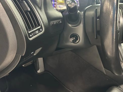 Used 2017 INFINITI Q60 Red Sport 400 AWD/4WD image 22