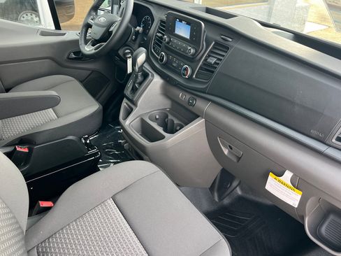 New 2025 Ford Transit 250 Base image 15