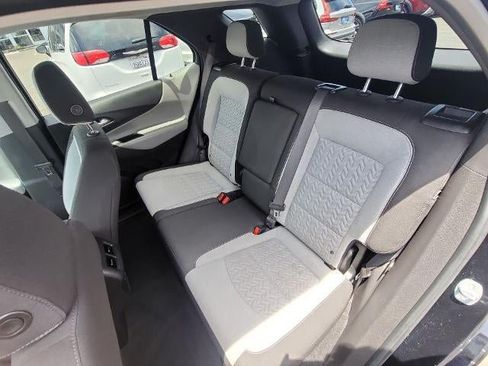 Used 2023 Chevrolet Equinox LS w/ LS Convenience Package FWD image 23