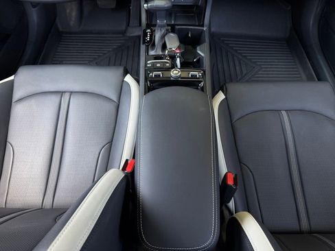 Used 2025 Kia K5 GT-Line w/ GT-Line Premium Package FWD image 17