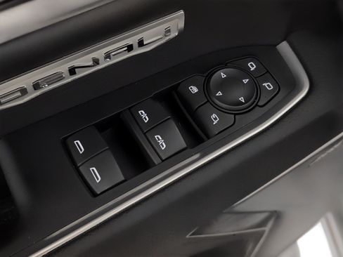 Used 2023 GMC Sierra 1500 Denali image 15
