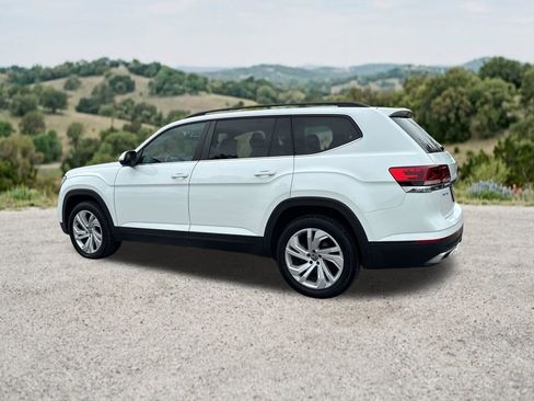 Used 2021 Volkswagen Atlas SE w/ Panoramic Sunroof Package FWD image 12