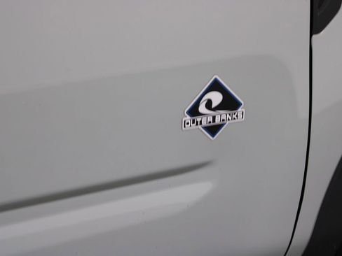 Used 2023 Ford Bronco Sport Outer Banks image 13