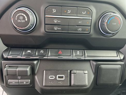 New 2026 Chevrolet Silverado 1500 W/T w/ WT Value Package image 28