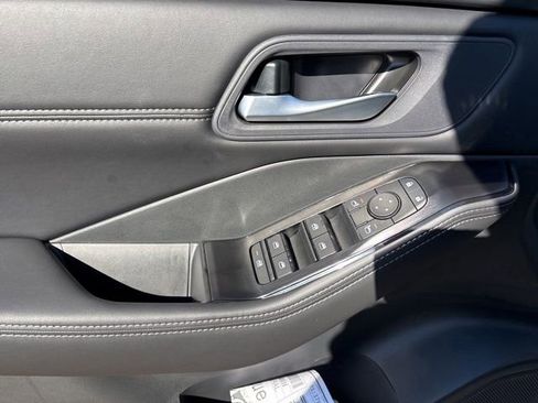 New 2026 Nissan Rogue SV image 11