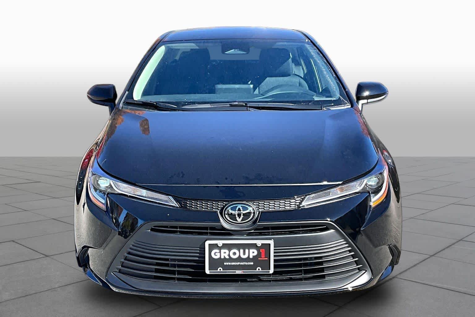 New 2027 Toyota Corolla LE FWD image 3