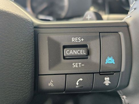 New 2026 Nissan Pathfinder SL w/ SL Premium Package AWD/4WD image 17