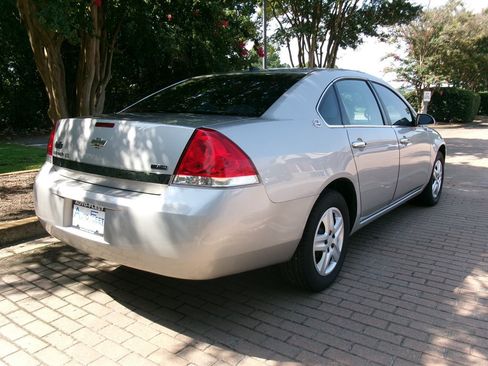 Used 2008 Chevrolet Impala LS FWD image 7