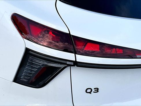 New 2026 Audi Q3 quattro 2.0T AWD/4WD image 14