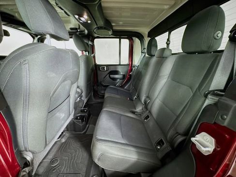 Used 2021 Jeep Gladiator Sport AWD/4WD image 27