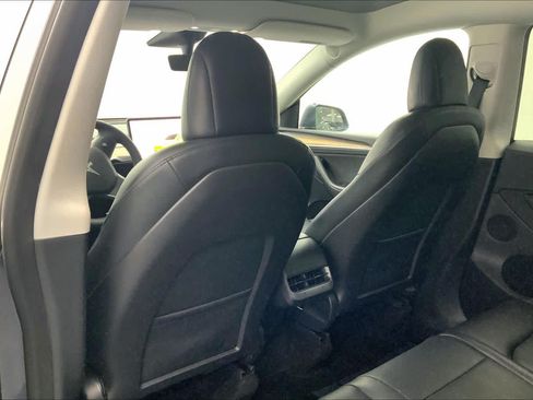 Used 2023 Tesla Model Y Long Range AWD/4WD image 15