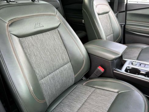 Used 2022 Ford Explorer Timberline image 11