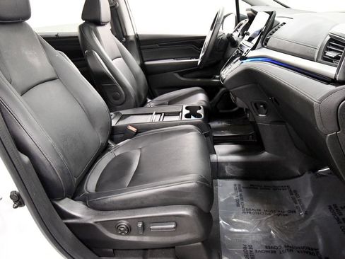 Certified 2023 Honda Odyssey Touring image 23