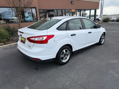 Used 2013 Ford Focus S image 5