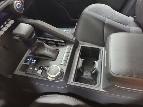 Certified 2024 Toyota Tacoma SR AWD/4WD image 27