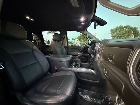 Used 2022 Chevrolet Silverado 2500 LTZ w/ LTZ Plus Package image 50