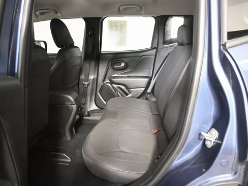 Used 2020 Jeep Renegade Altitude image 17