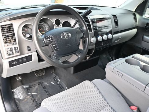 Used 2012 Toyota Tundra 4x4 Double Cab w/ Tow Pkg image 10