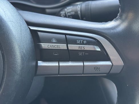 Used 2021 MAZDA MAZDA3 s image 13