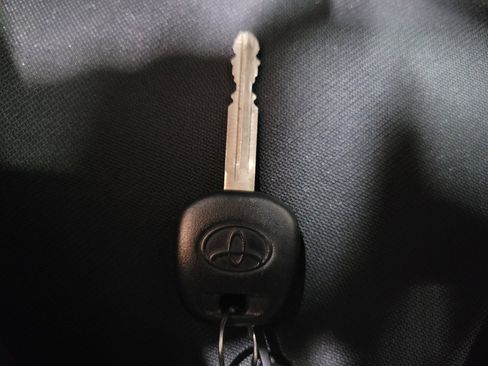 Used 2014 Toyota Tundra SR5 w/ TRD Off Road Package image 32