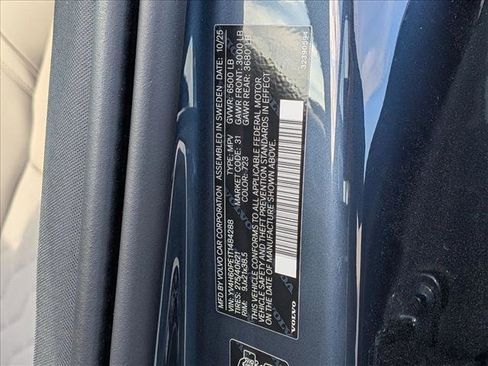 New 2026 Volvo XC90 T8 Plus w/ Protection Package Premier image 20