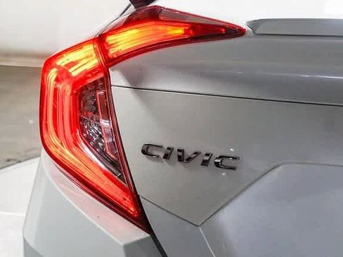 Used 2020 Honda Civic EX image 11