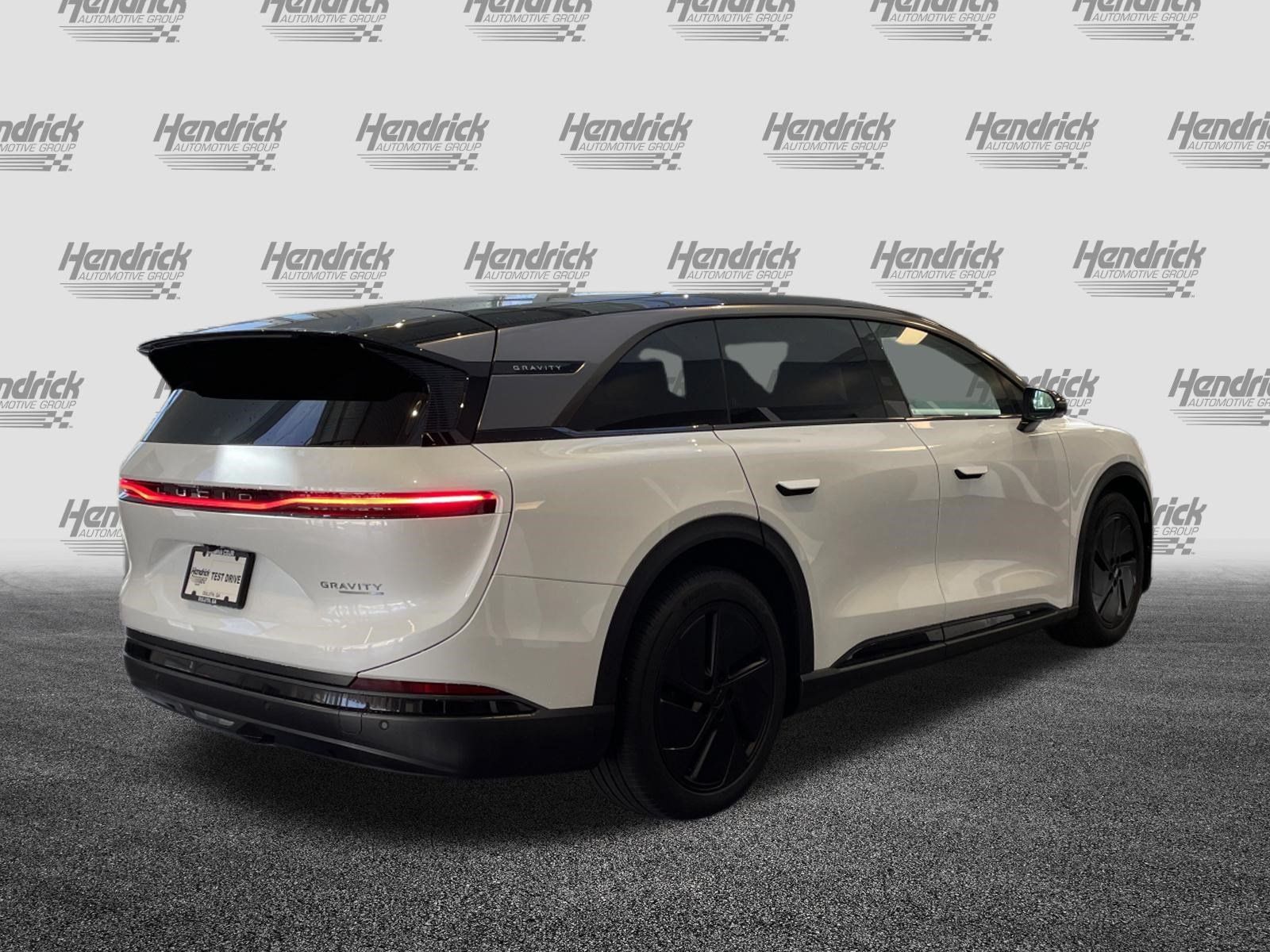 Used 2026 Lucid Gravity Grand Touring AWD/4WD image 10