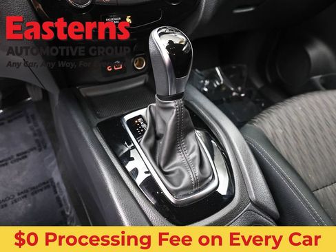 Used 2020 Nissan Rogue SV AWD/4WD image 13