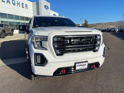 Used 2019 GMC Sierra 1500 AT4 w/ AT4 Premium Package image 18