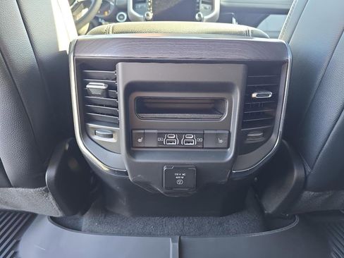 New 2026 RAM 1500 Laramie AWD/4WD image 31