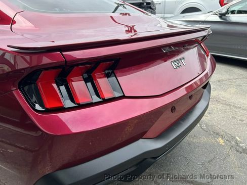 Used 2025 Ford Mustang GT Premium RWD image 11