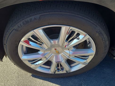 Used 2023 Chevrolet Tahoe High Country image 10