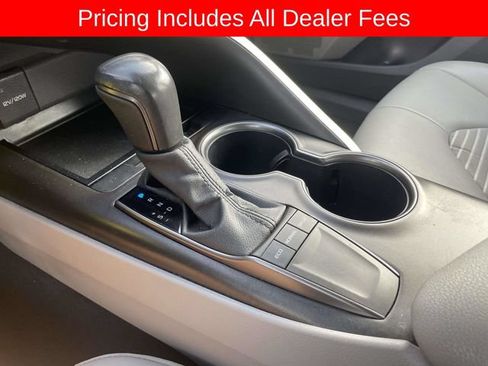 Used 2024 Toyota Camry SE FWD image 33