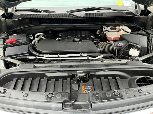 Used 2024 Chevrolet Silverado 1500 LT image 28