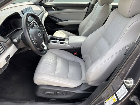Used 2018 Honda Accord EX-L image 29
