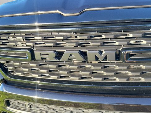 Used 2024 RAM 1500 Big Horn AWD/4WD image 9