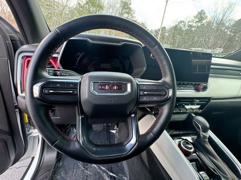 Used 2023 GMC Canyon AT4X image 16