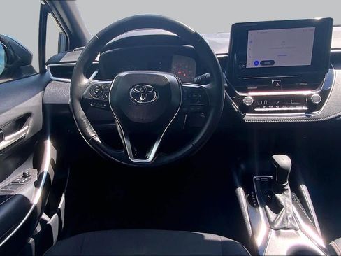 Used 2025 Toyota Corolla SE FWD image 6