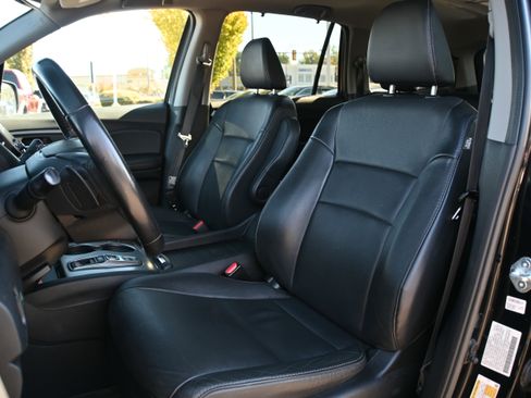 Used 2022 Honda Pilot EX-L image 7