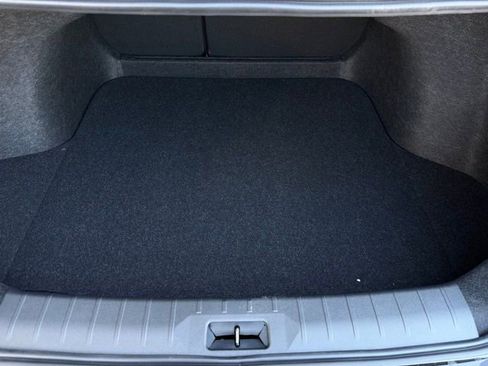 New 2026 Nissan Sentra SV w/ SV Convenience Package FWD image 9