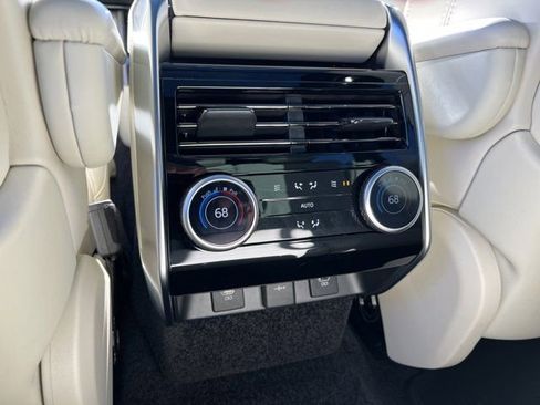 Used 2023 Land Rover Range Rover SE image 28