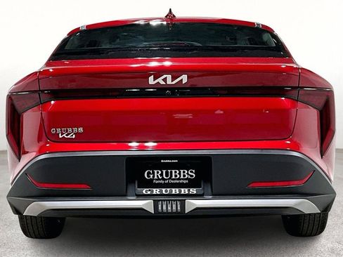 New 2025 Kia K4 LXS image 7